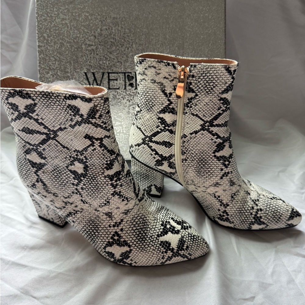 WETKISS Snakeskin Ankle Booties Pointed Toe Block Heel | 8